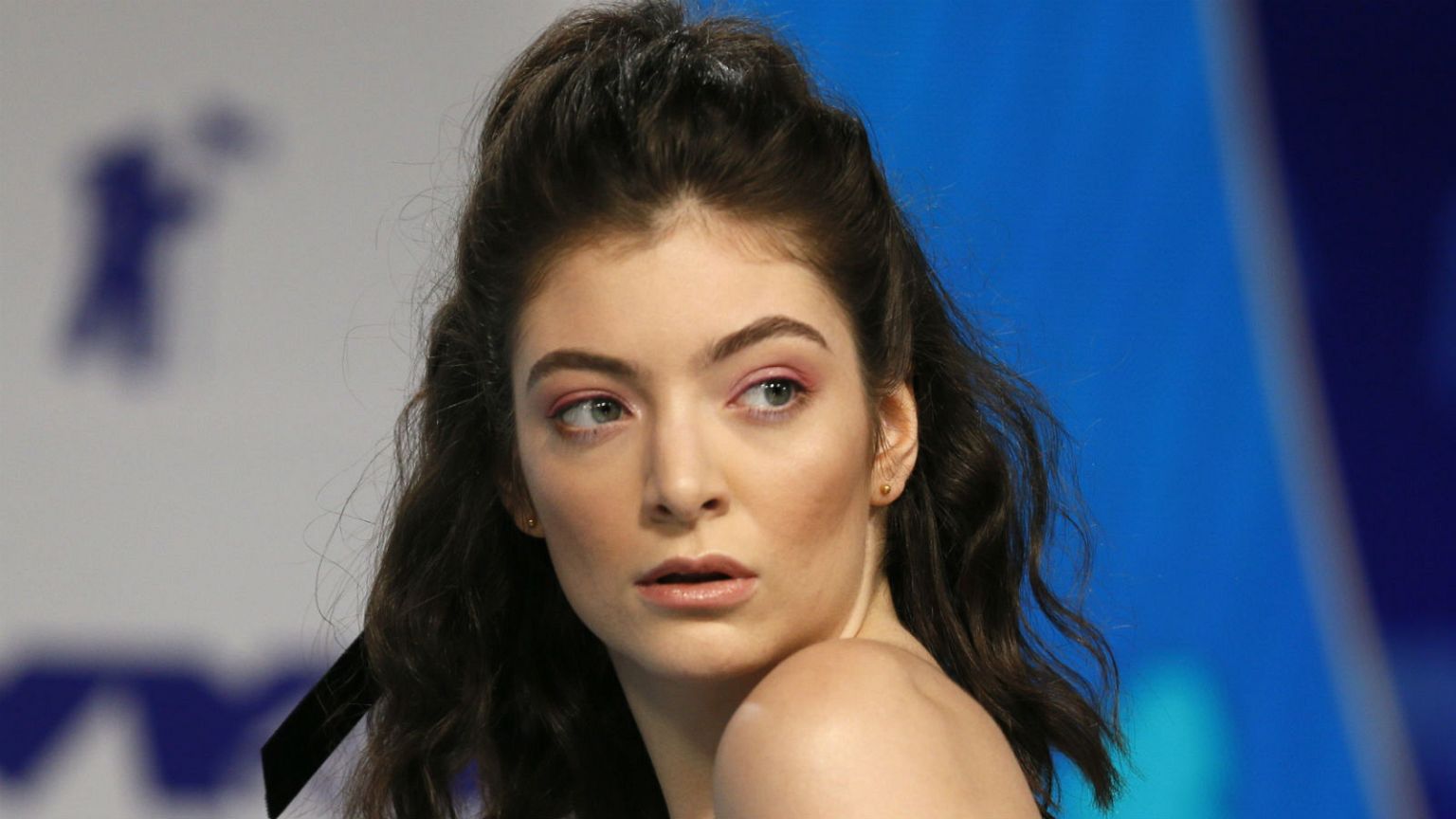 Rabbi calls Lorde a bigot in full-page advert