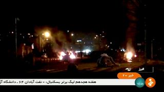 Παγκόσμια ανησυχία για το Ιράν - Εννέα νεκροί σε ταραχές τη νύχτα
