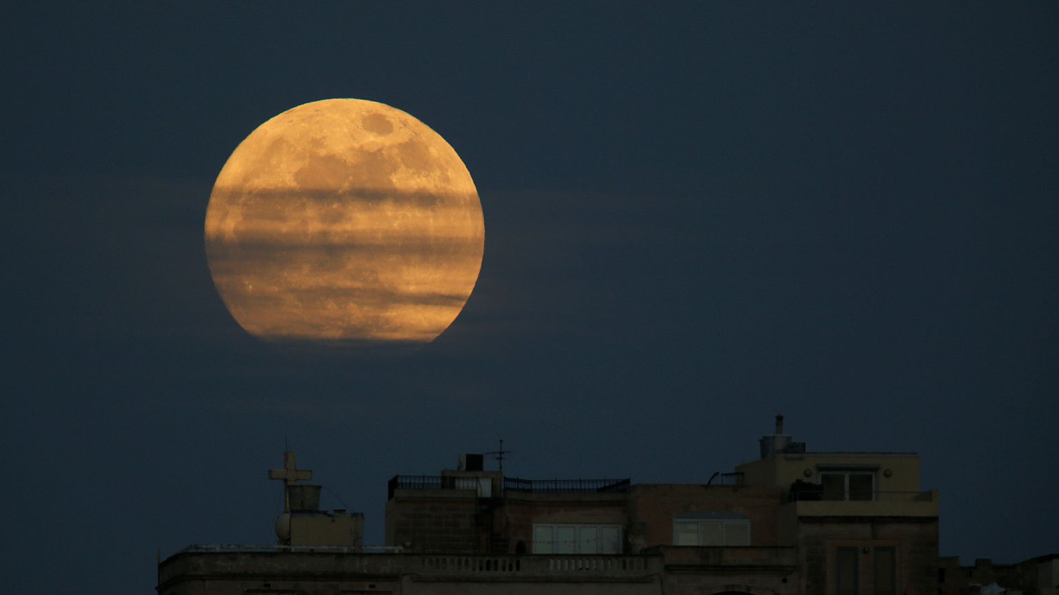 Supermond vom 1. Januar 2018 in Pieta auf Malta