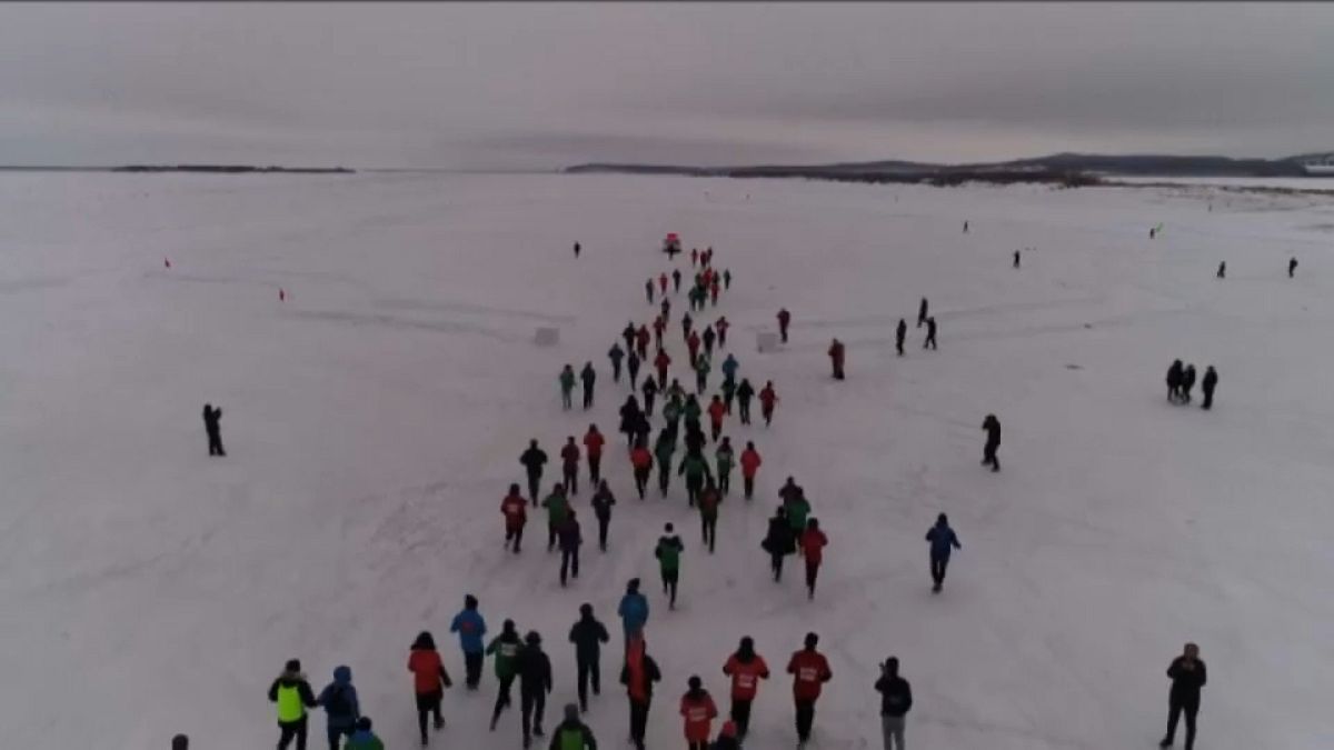 Maratón sobre un río helado en China