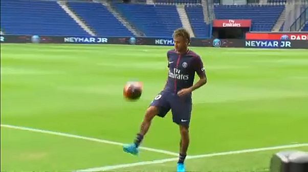 Neymar újra egyéni trófeát nyert Neymar újra egyéni trófeát nyert