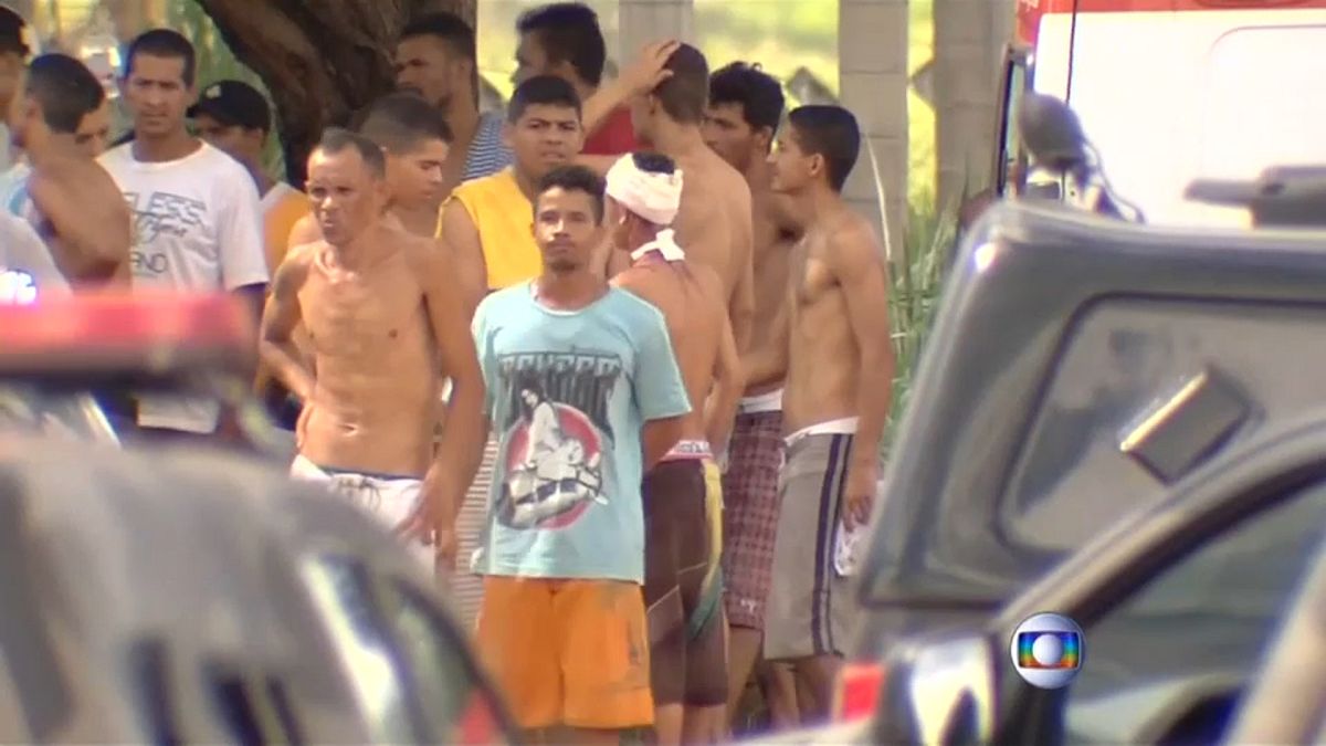 Brezilya'da cezaevinde çete savaşı