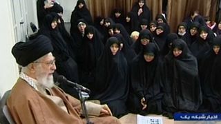 Irán ellenségeit okolja az ajatollah