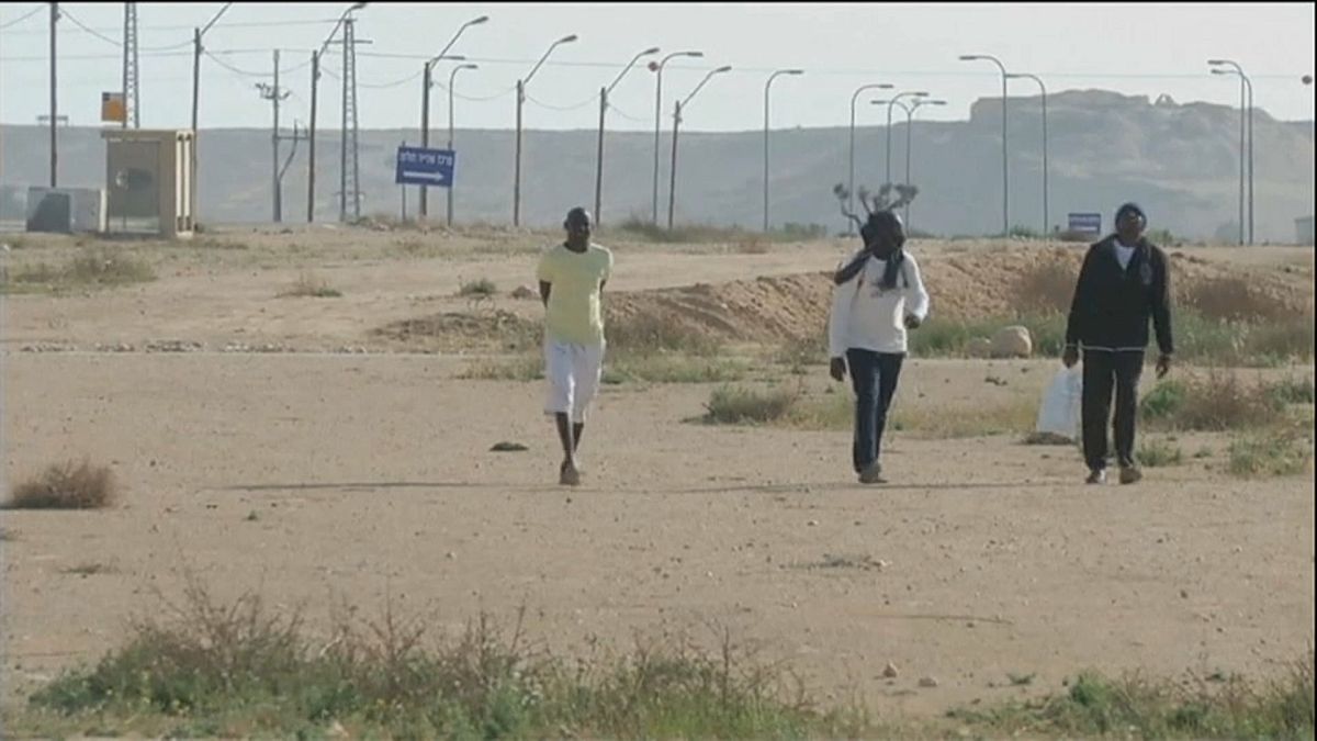 Israel will afrikanische Migranten zur Ausreise zwingen