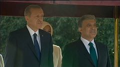 Decreto favorável aos leais de Erdogan provoca choque com Gul