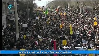Decenas de miles de partidarios del régimen iraní salen a las calles