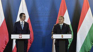 Elutasítja a menekültkvótát a jövőben is Budapest és Varsó