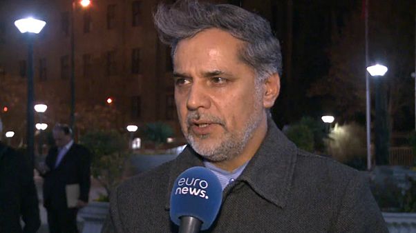 سخنگوی کمیسیون امنیت ملی در گفتگو با یورونیوز: مردم حق دارند اعتراض کنند سخنگوی کمیسیون امنیت ملی در گفتگو با یورونیوز: مردم حق دارند اعتراض کنند