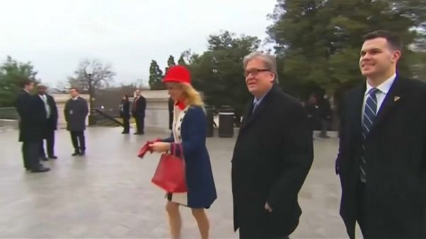 Trump rompe con su exjefe de camapaña Steve Bannon Trump rompe con su exjefe de camapaña Steve Bannon