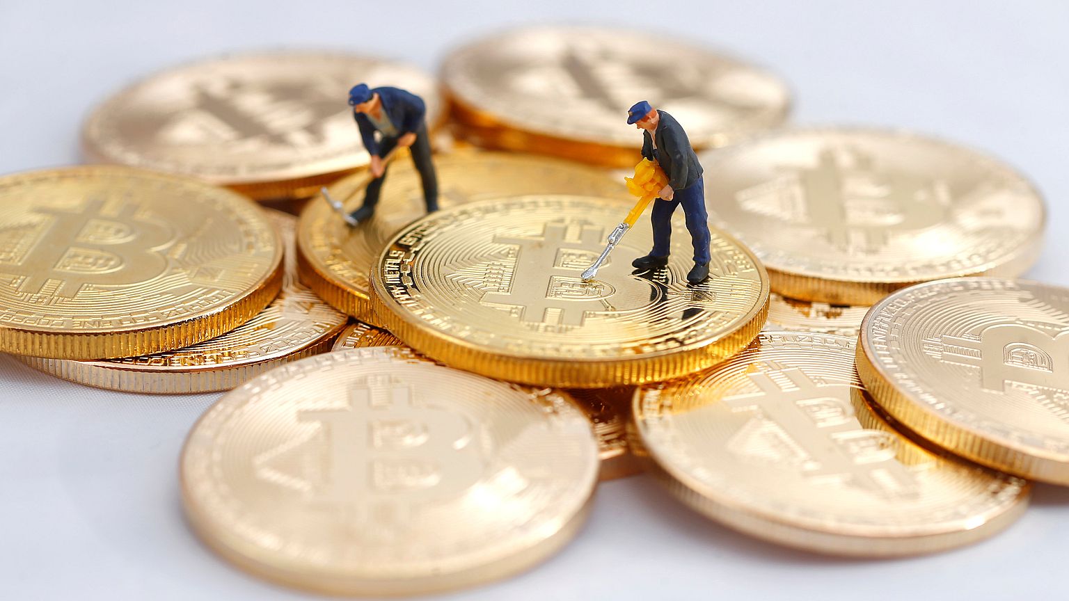 بيتكوين اشهر العملات الافتراضية