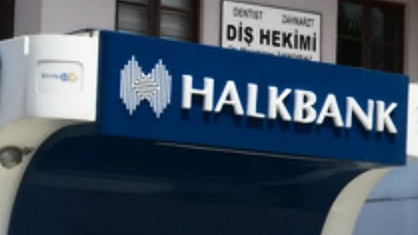 مدیر بانک ترکیهای برای کمک به ایران در دور زدن تحریمها مجرم شناخته شد مدیر بانک ترکیهای برای کمک به ایران در دور زدن تحریمها مجرم شناخته شد