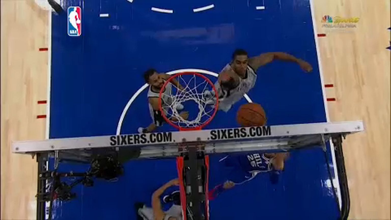 NBA: Nagy hajrával nyert a 76ers