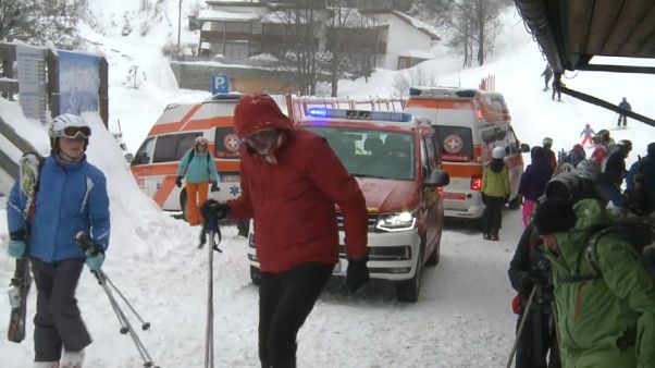 soccorso alpino sulle piste da sci soccorso alpino sulle piste da sci