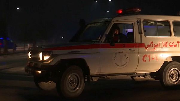 Kabul: attentato kamikaze vicino ambasciata USA Kabul: attentato kamikaze vicino ambasciata USA