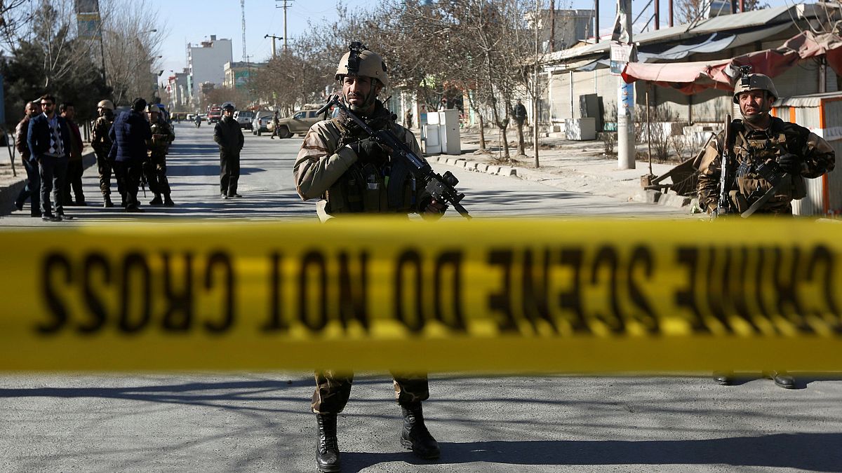 Αφγανιστάν: Βομβιστής αυτοκτονίας σκορπά το θάνατο
