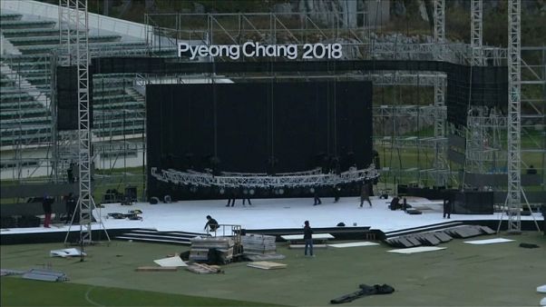 Olimpiadi invernali, le due Coree a colloquio il 9 gennaio Olimpiadi invernali, le due Coree a colloquio il 9 gennaio