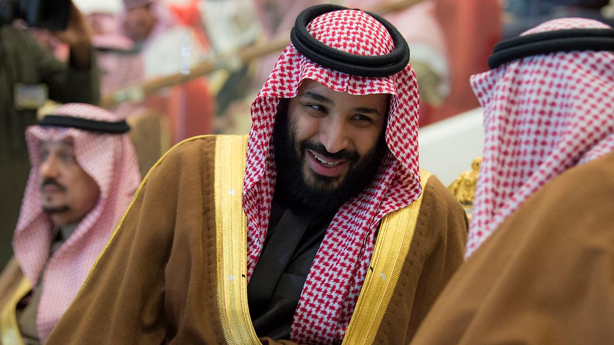  ترامب يفخر بهندسة الانقلاب في السعودية ووضعه محمد بن سلمان بالقمة 