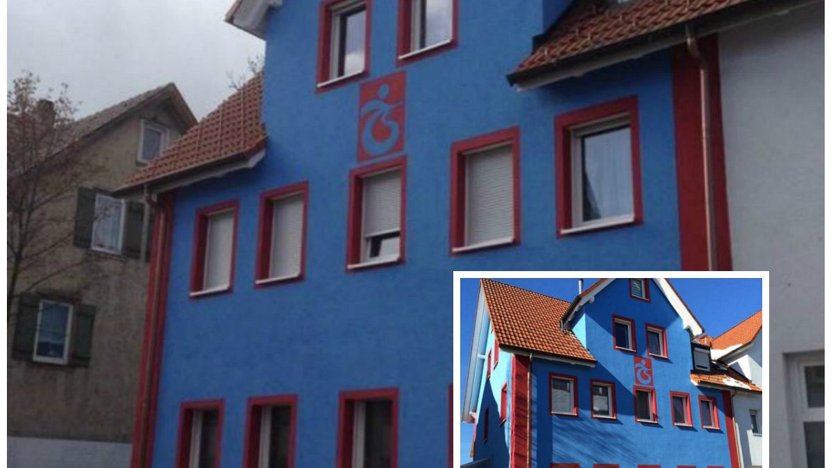 Almanya: Bordo mavi sevdalısı evini Trabzonspor'un renklerine boyadı