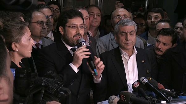 Hazinedar uzaklaştırma kararına tepkili Hazinedar uzaklaştırma kararına tepkili
