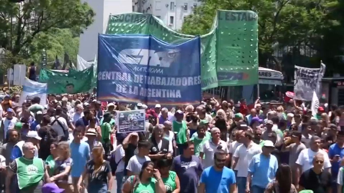 Manifestaciones y paros en Argentina por la precariedad laboral