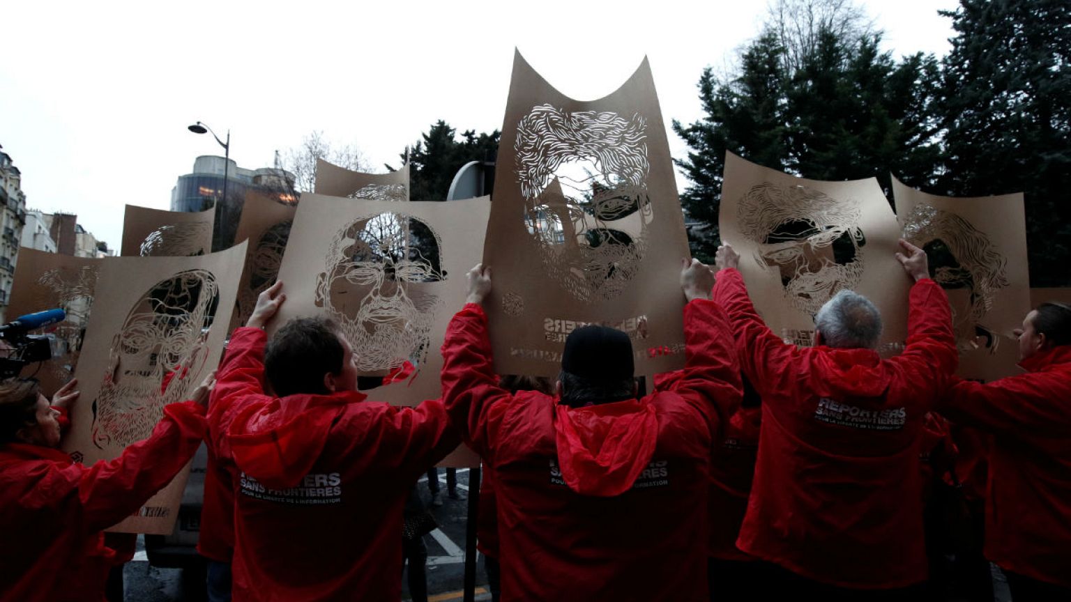 Erdoğan Paris'te protesto edildi