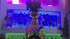 Roban y vacían la botella de vodka más cara del mundo
