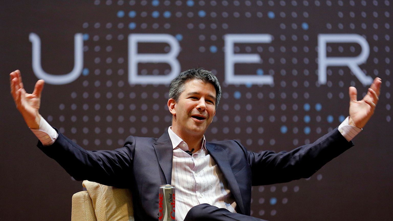 Πουλάει μετοχές της Uber ο Καλάνικ