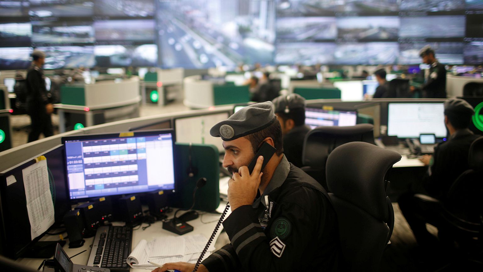 السعودية تعتقل اربعة روسيين وأمريكي بتهمة التهديد بأمن الدولة