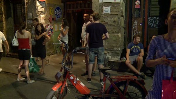Un referéndum decidirá sobre el barrio nocturno de Budapest Un referéndum decidirá sobre el barrio nocturno de Budapest