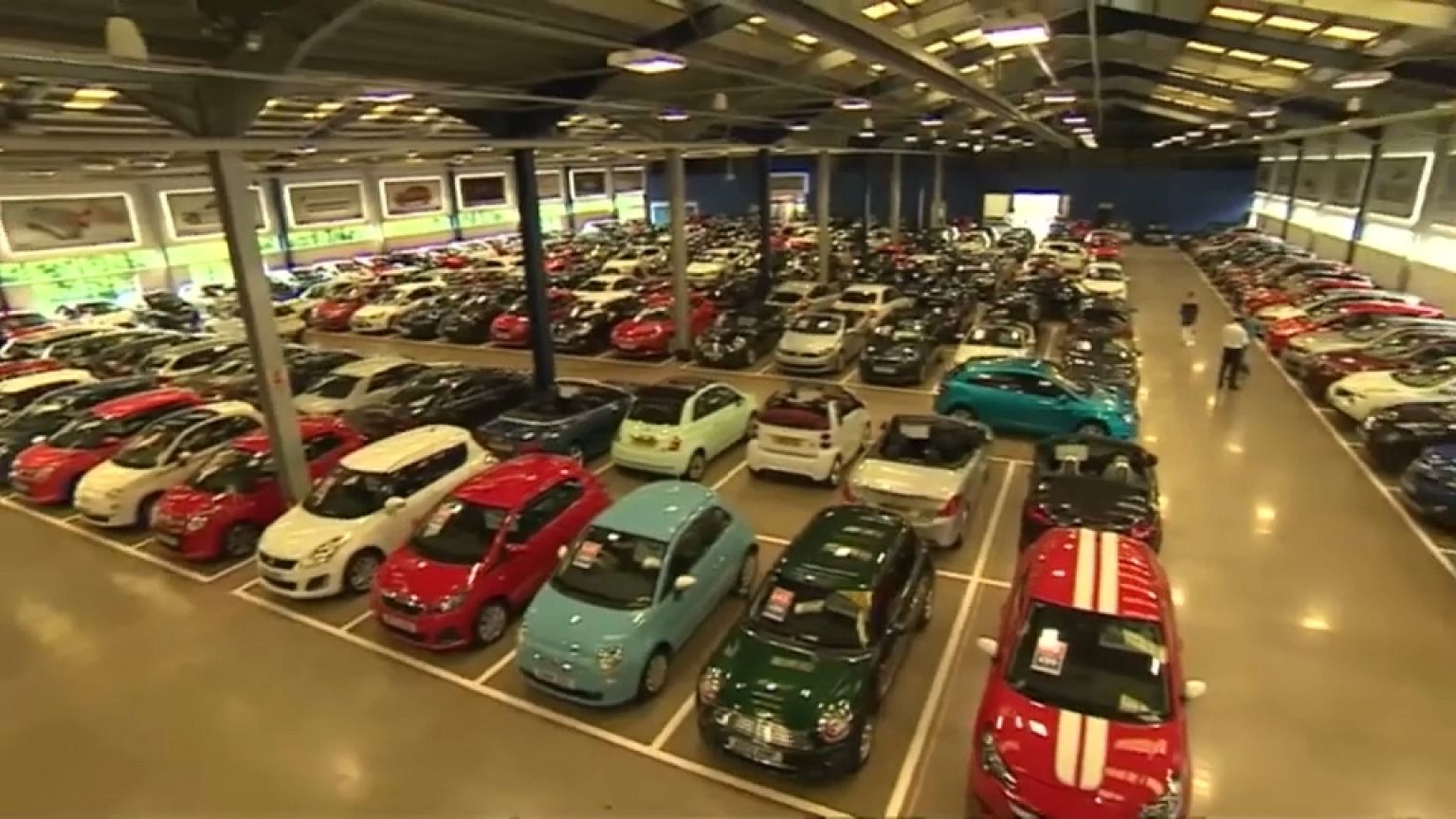 Brexit, mercato dell'auto in caduta libera in Regno Unito