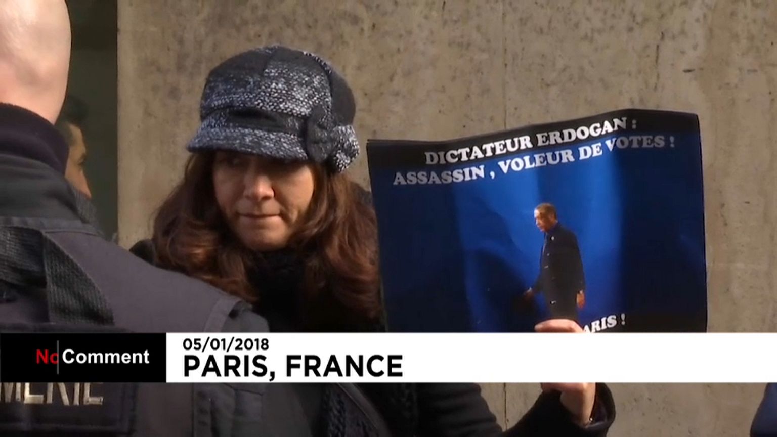 Protestos contra a visita de Erdogan a Paris