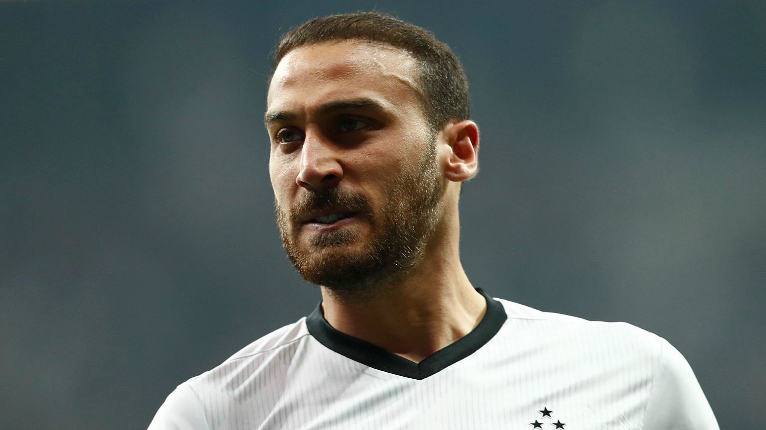 Cenk Tosun tarihi imzayla resmen Everton'da