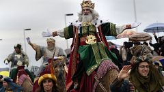 Les Rois mages gâtent les petits Espagnols