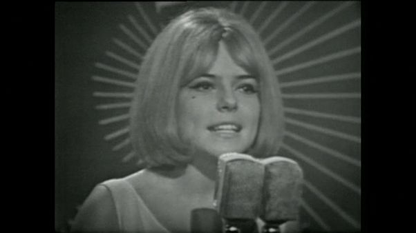 "Ella, elle l'a": Sängerin France Gall gestorben "Ella, elle l'a": Sängerin France Gall gestorben