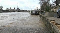 Pesadilla en España por la nieve e inquietud en Alemania y Francia por las lluvias