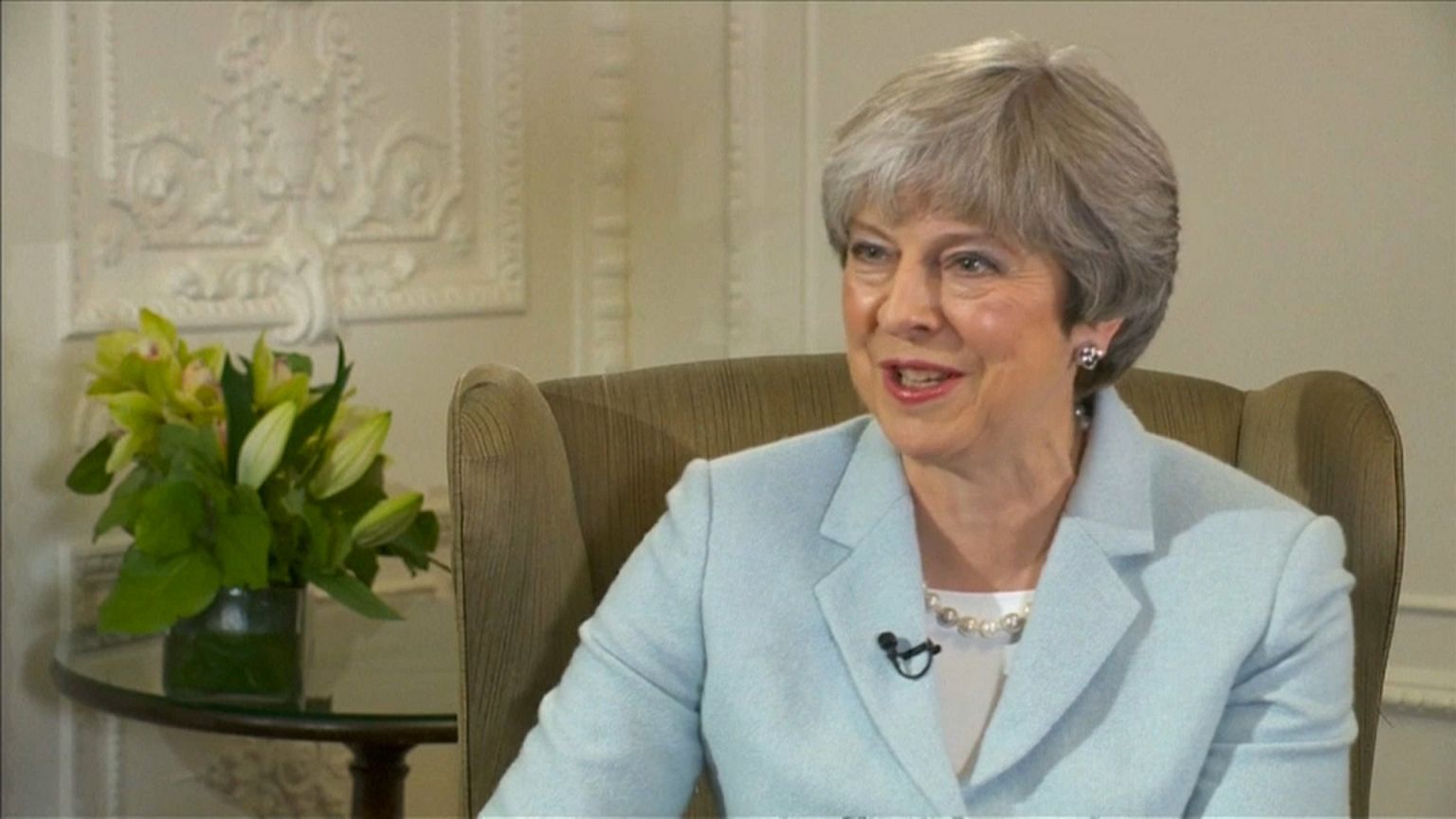 Theresa May não duvida das capacidades de Trump