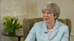 Theresa May não duvida das capacidades de Trump