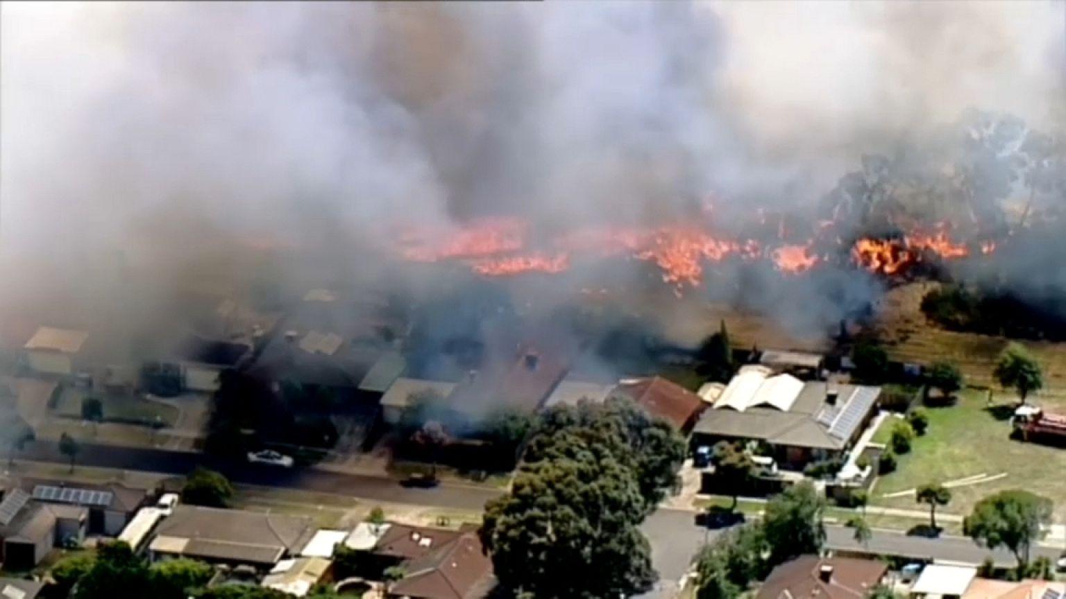 El sureste de Austalia azotado por el fuego y el calor