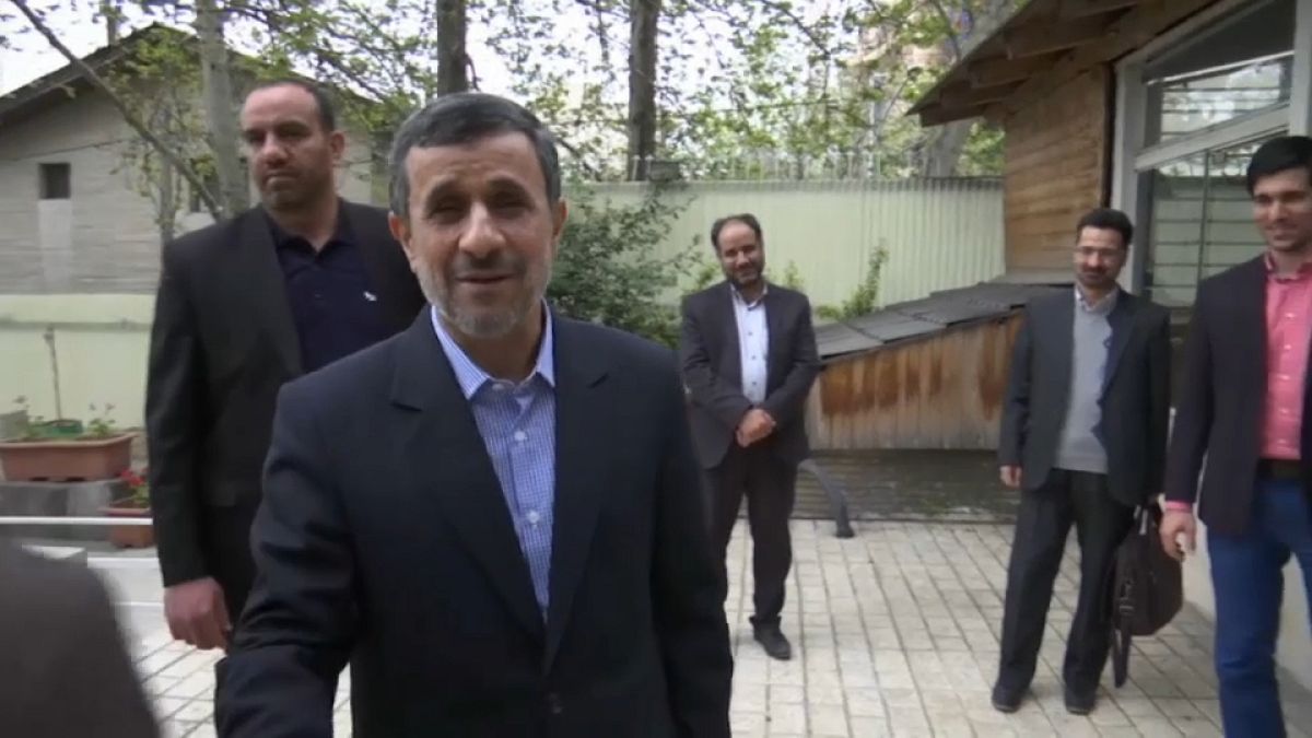 Iran: mistero su arresto dell'ex presidente Ahmadinejad