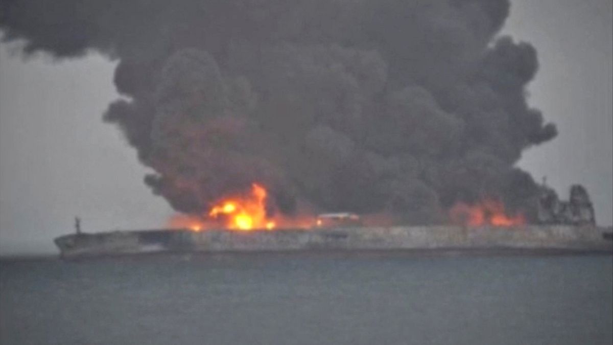 32 crew of Iranian oil tanker Sanchi are still missing 