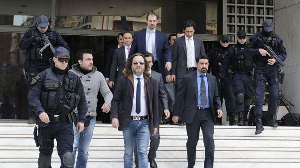 Αναστέλλεται προσωρινά η χορήγηση ασύλου στον τούρκο αξιωματικό Αναστέλλεται προσωρινά η χορήγηση ασύλου στον τούρκο αξιωματικό