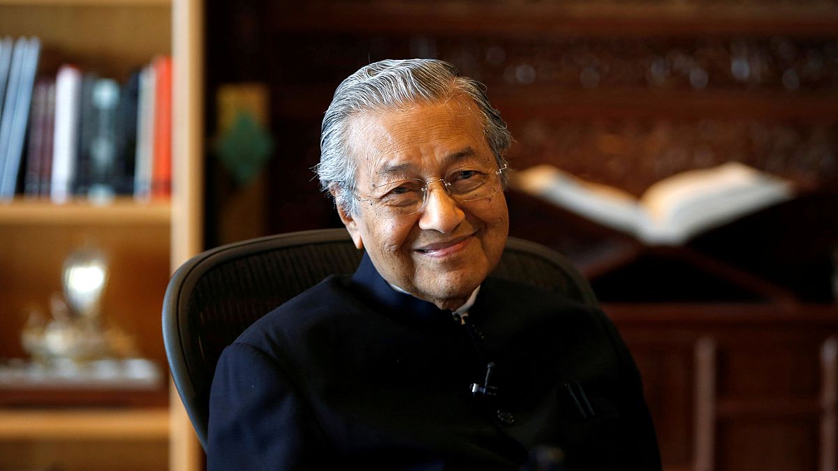Elezioni in Malesia: Mahathir si ricandida, a 92 anni