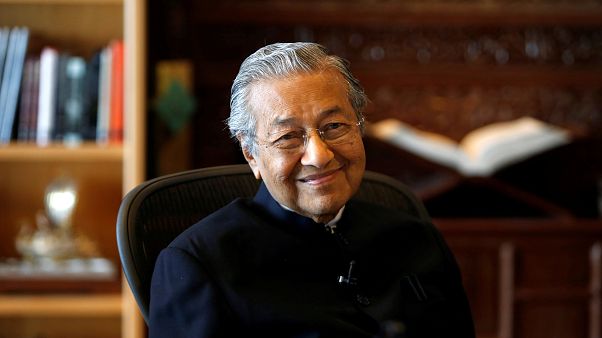 Elezioni in Malesia: Mahathir si ricandida, a 92 anni Elezioni in Malesia: Mahathir si ricandida, a 92 anni