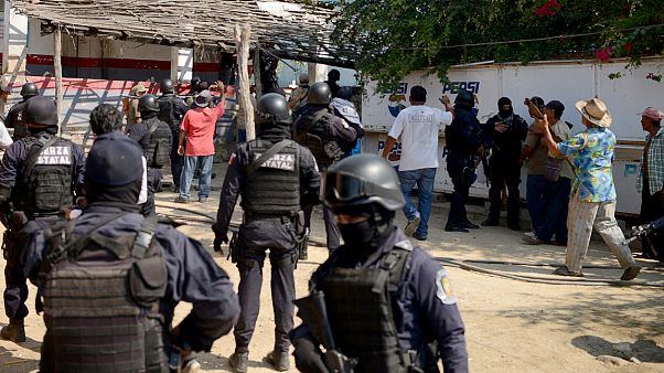 80 mortos em fim de semana sangrento no México 80 mortos em fim de semana sangrento no México