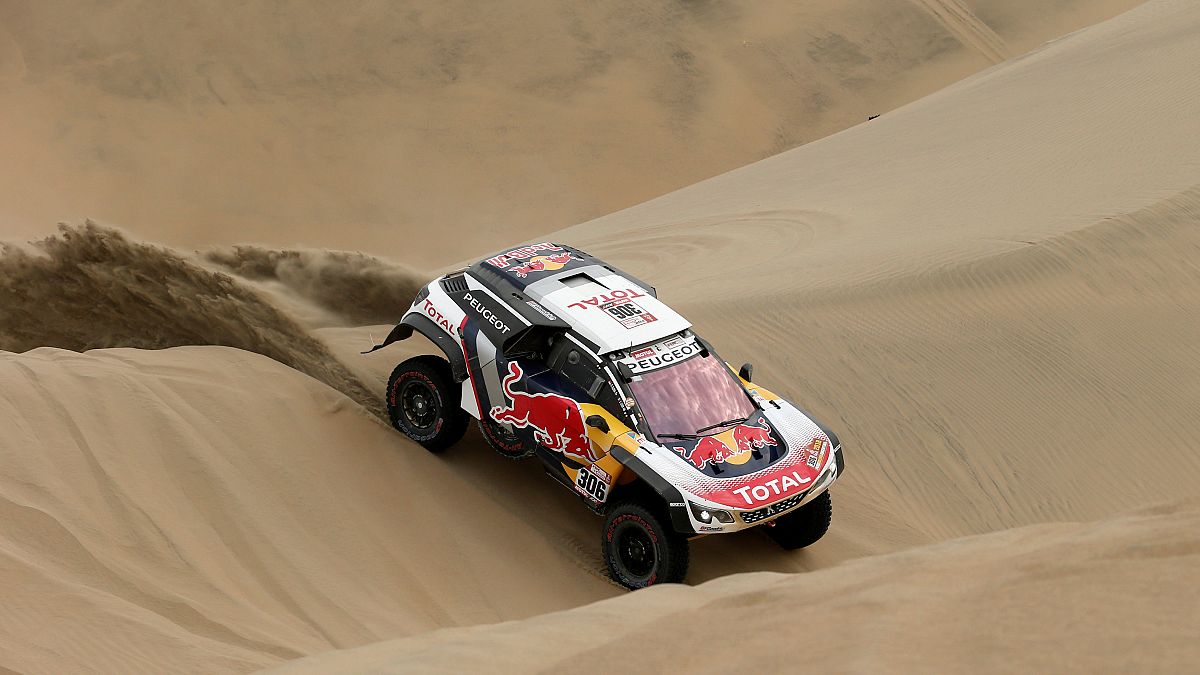 Dakar 2018: ruggito della Peugeot nella seconda tappa