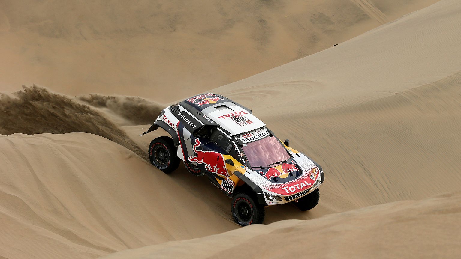 Dakar 2018: ruggito della Peugeot nella seconda tappa