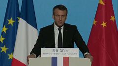 Megkezdte kínai látogatását a francia elnök