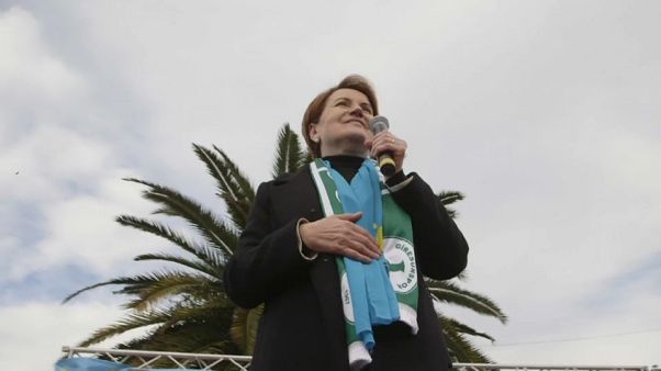 Turchia: la donna che (da destra) sfida Erdogan Turchia: la donna che (da destra) sfida Erdogan