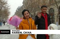Chinese couples brave cold for ice wedding