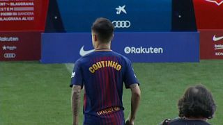 Calcio: Barcellona, presentato Coutinho